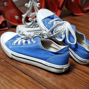 Joe Boxer kids shoe
